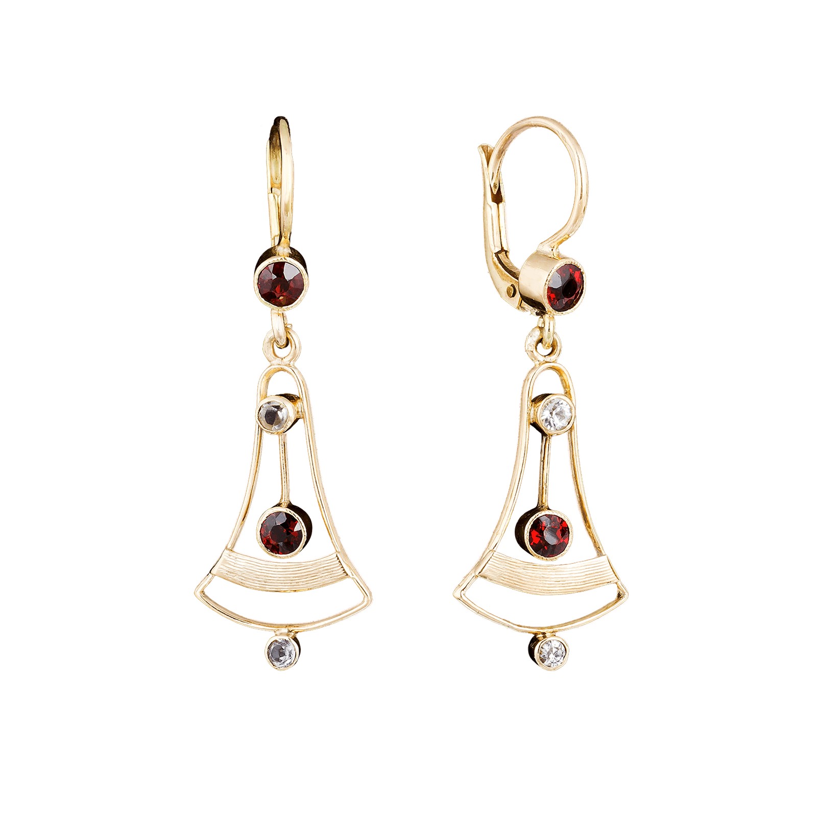 Stud Earrings in Rose Gold With Opal and Pearl Center